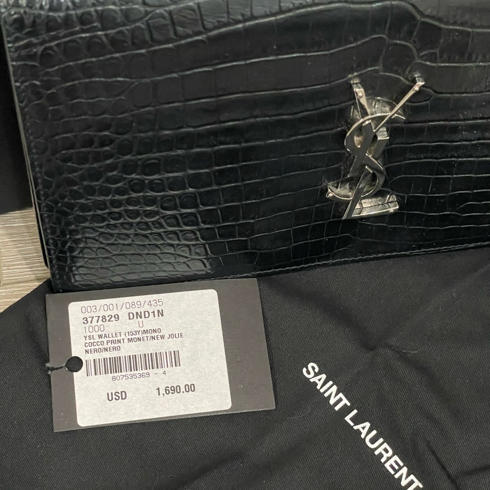 Saint Laurent Black Crocodile Pattern Crossbody Chain Wallet - Picture 2 of 10